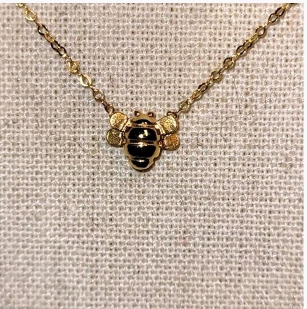 Kays 10kt Gold Honey Bee Pendant Necklace Delicate 18"
